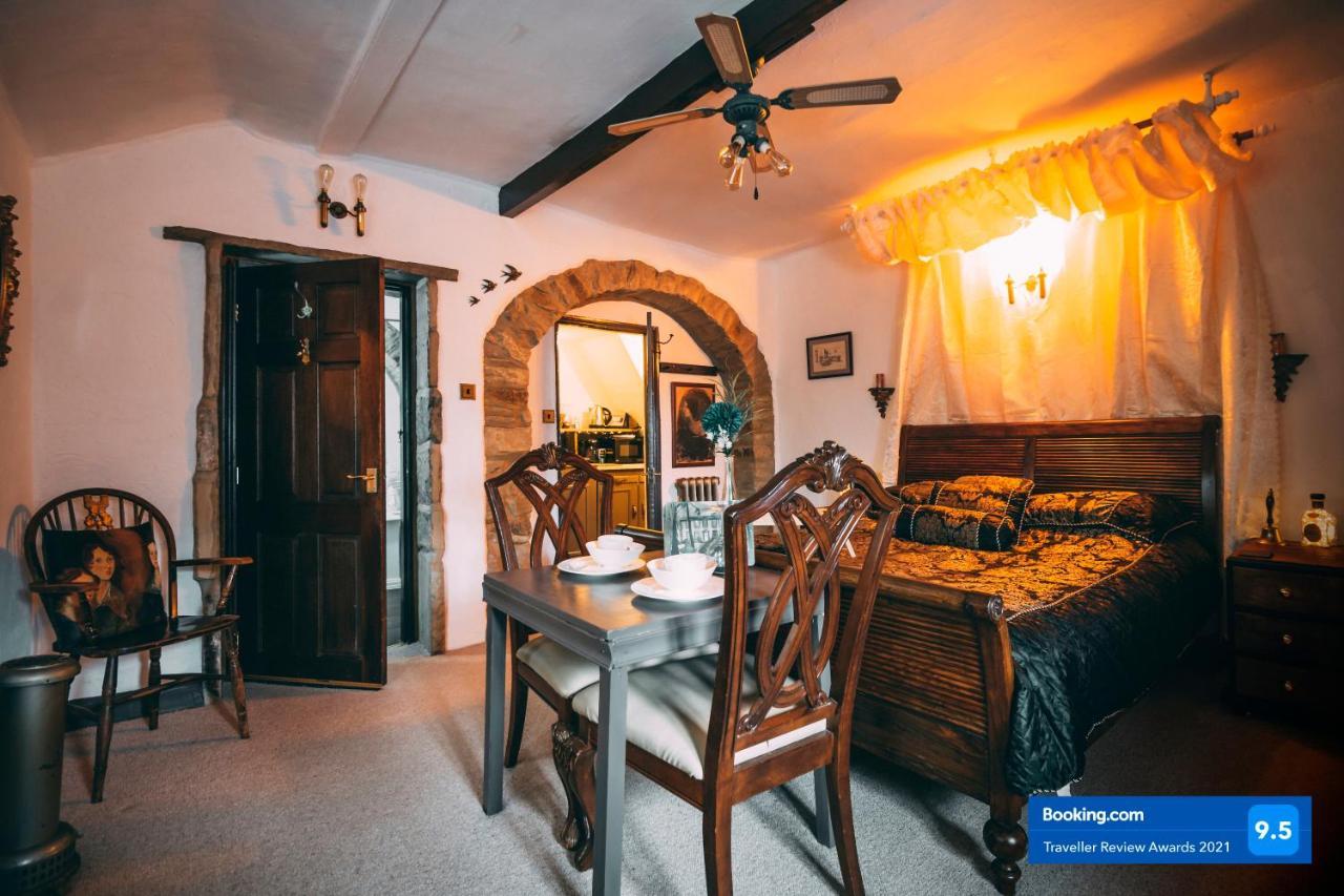 The Rookery Nook And Bronte Parsonage - Haworth Daire Dış mekan fotoğraf