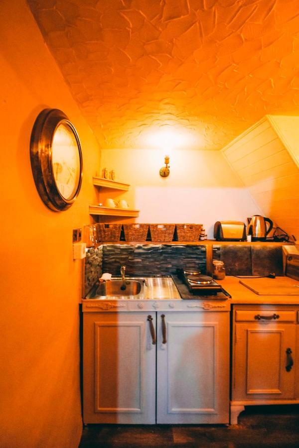 The Rookery Nook And Bronte Parsonage - Haworth Daire Dış mekan fotoğraf
